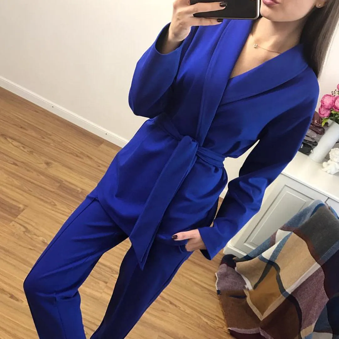 A suit of women fashion suits