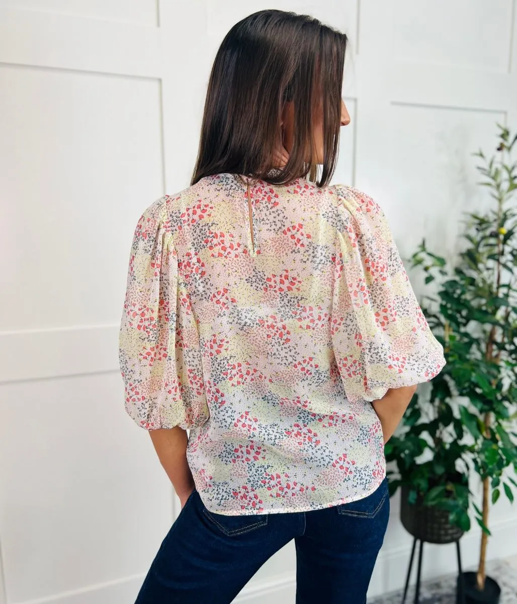 Ditsy Floral Puff Sleeve Blouse