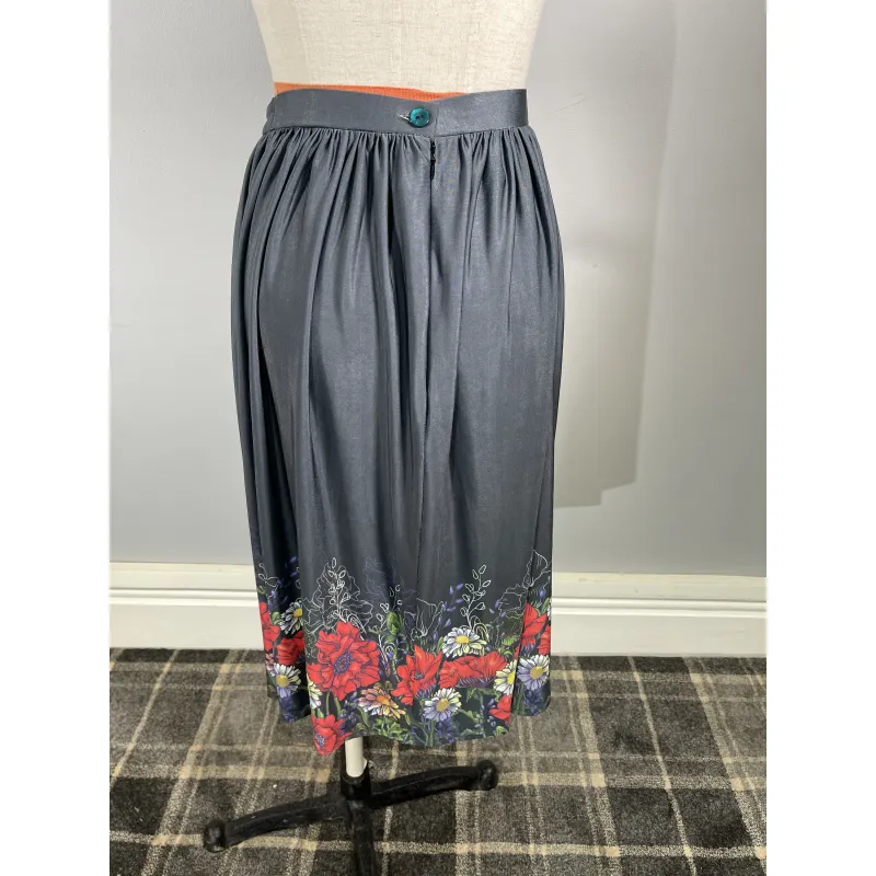 Lady V Skirt - Floral Border (10)