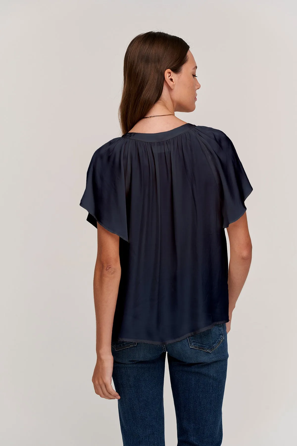 LORENA V-NECK BLOUSE