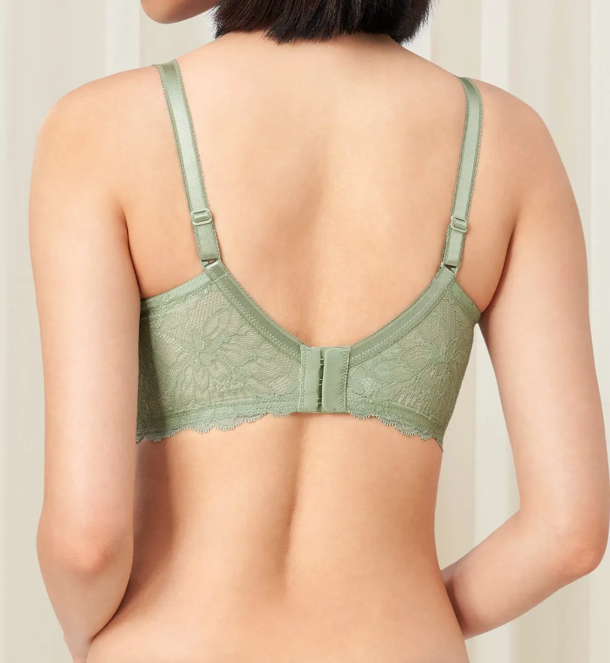 NATURAL ELEGANCE SLEEK NON-WIRED PADDED BRA